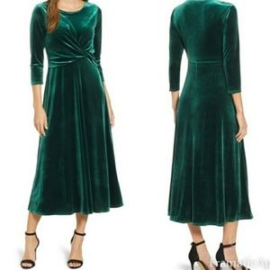 NWT Chaus 3/4 Sleeve Hunter Green Velvet Dress Size M